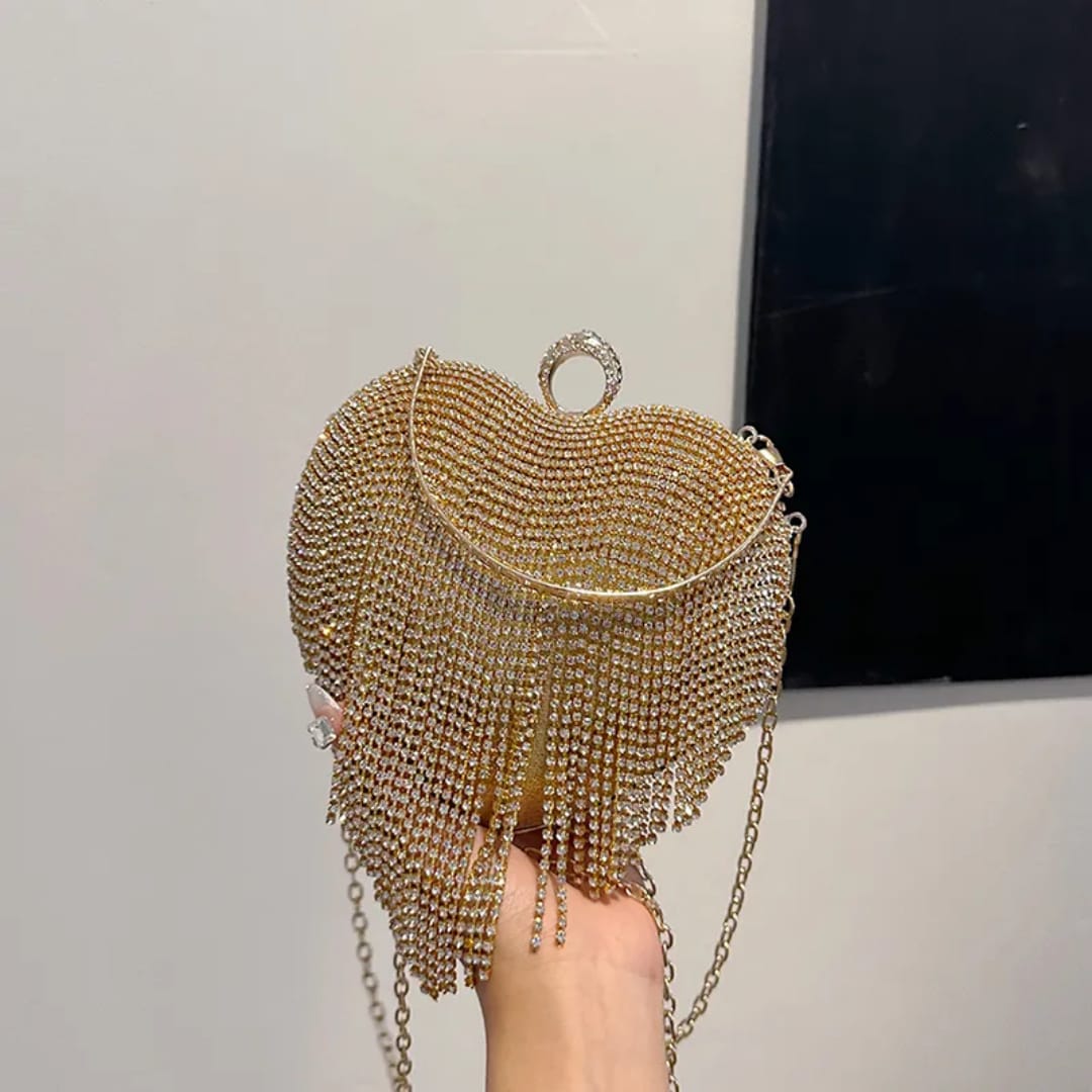 💖 Dazzling Heart Clutch 💖