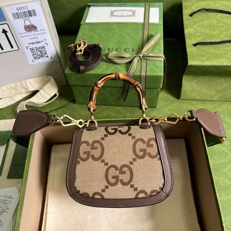 High Quality Premium Imported Designer Luxurious Wooden Handle Sling Handbag 🤎
