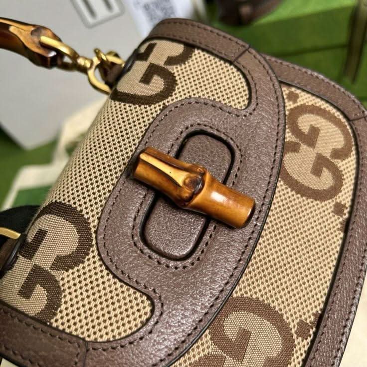 High Quality Premium Imported Designer Luxurious Wooden Handle Sling Handbag 🤎
