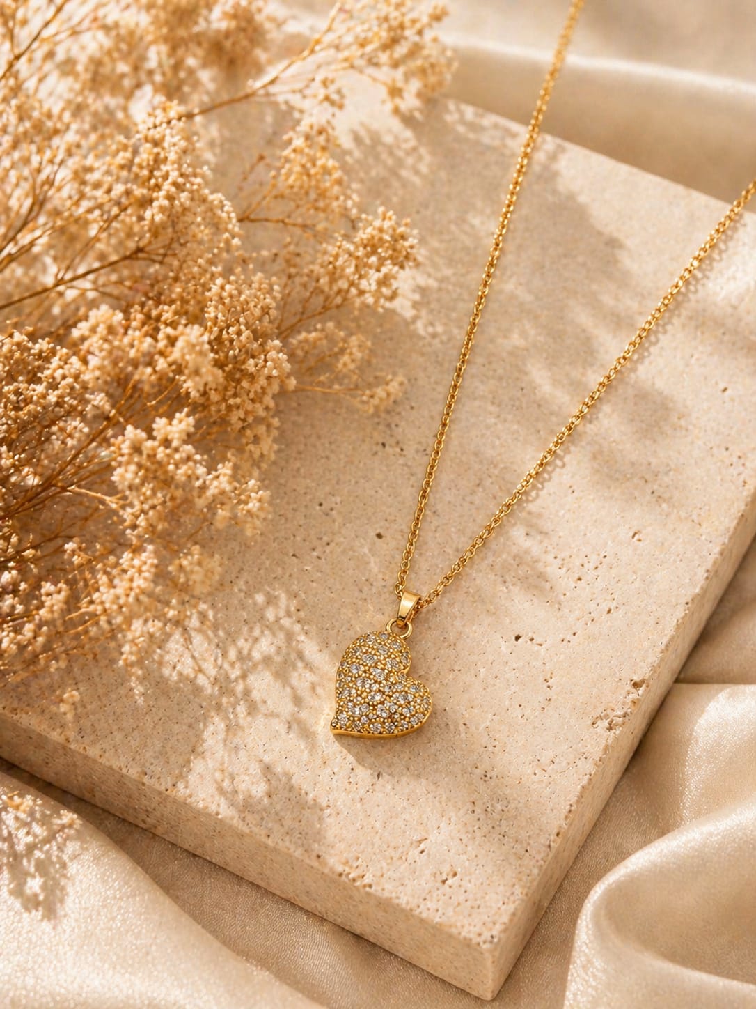 High Quality Premium Imported Steel Based Heart Pendant with Chain